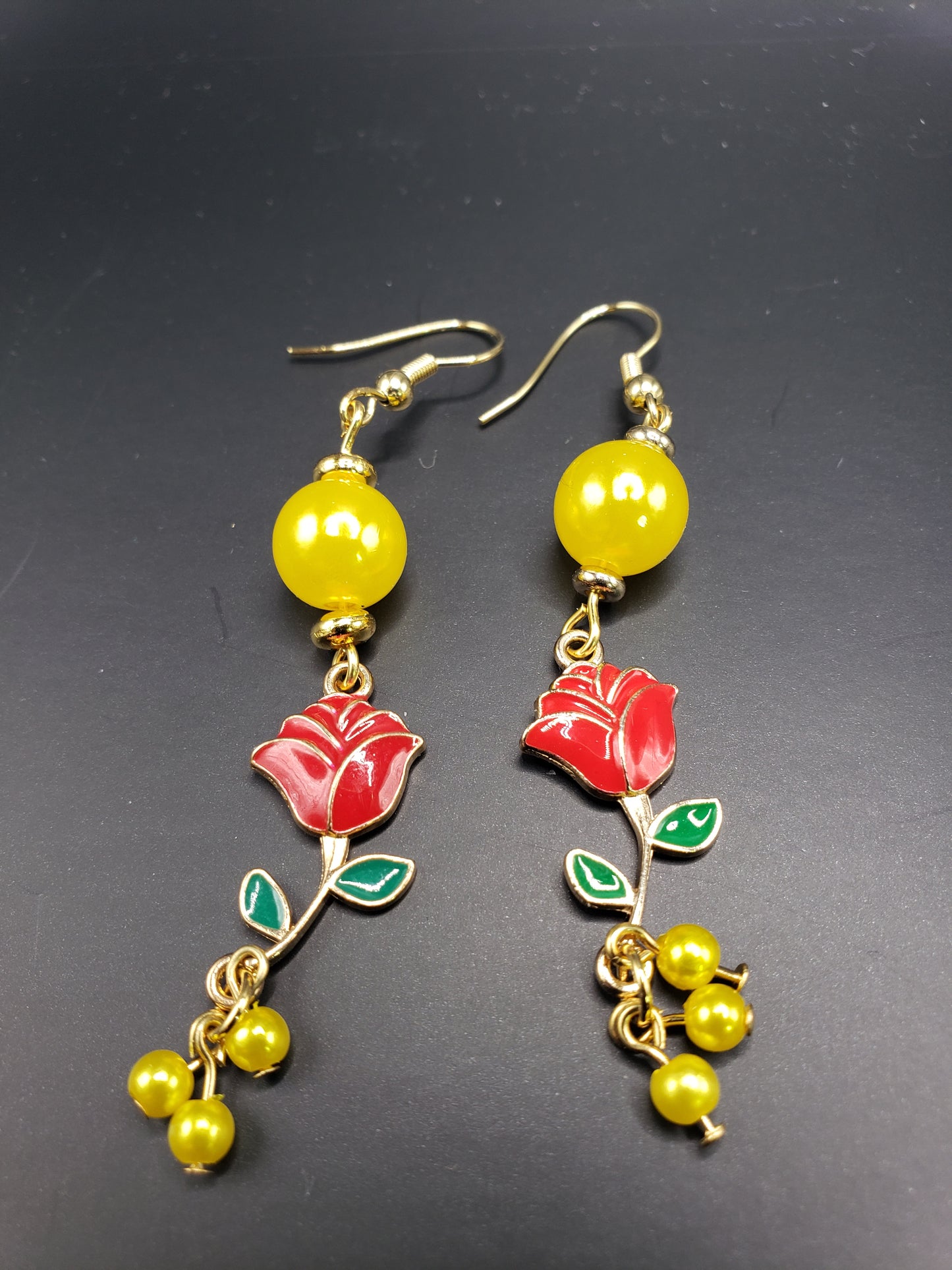 BellaRose1 Lemon Yellow "Pearl" 10 mm Beads w/ Enamel Red Rose Charm 2" Earrings
