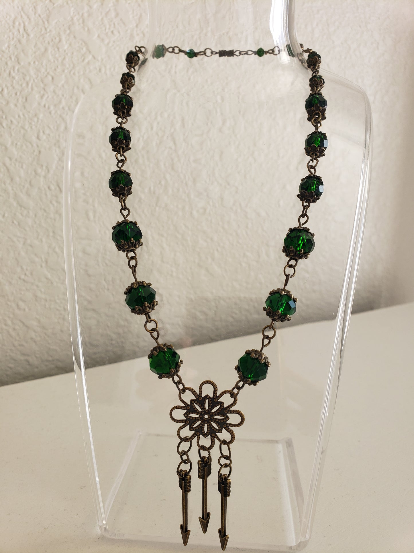 ArcherLass1 Bronze Colored and Emerald Faceted Glass 16" Necklace a/ Arrow Drop