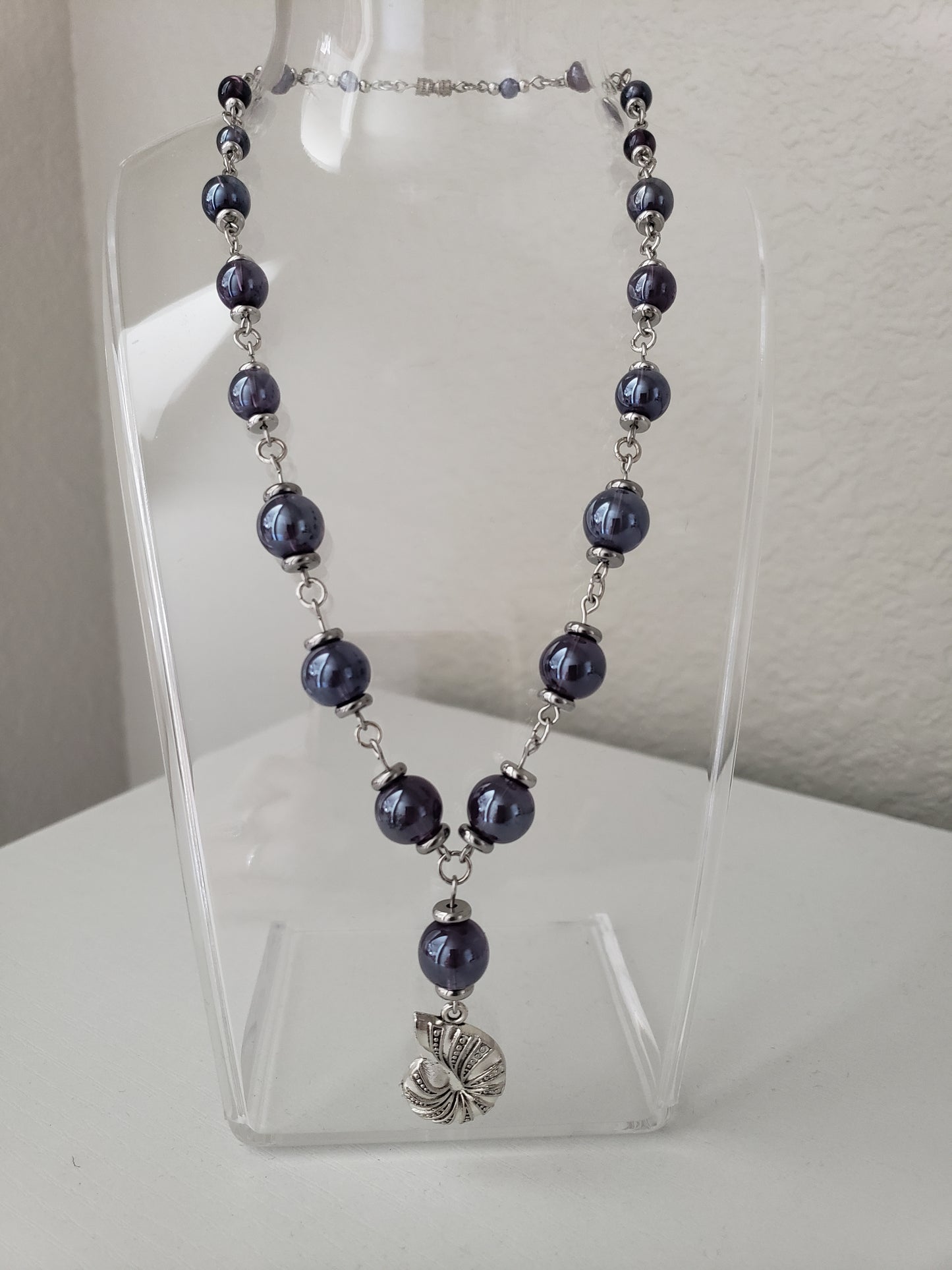 SeaWitch1 Smoky Purple w/ Ammonite Shell 16" Necklace